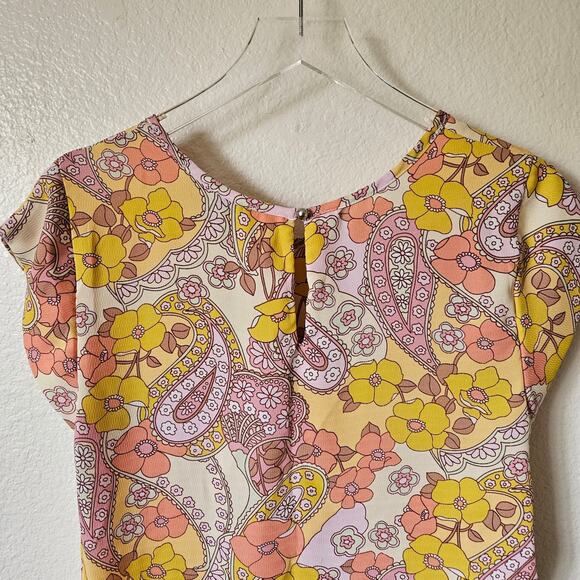 Floral Sheer Top Medium - Picture 5 of 7